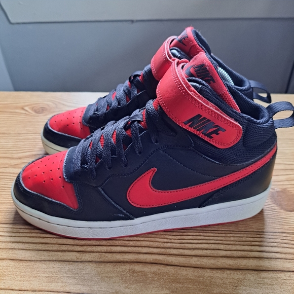 Nike Court Chicago Bred Mid 2 CD7782-003 Black Red Sneakers Size 6.5Y Women’s 8 - Picture 4 of 10